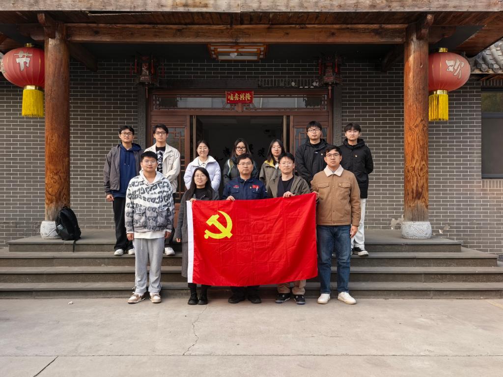 机械工程学院赴伍玥航科（天津）精密制造有限公司开展主题党日活动